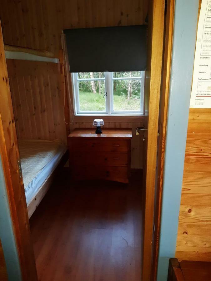Ovrebo Cozy Cottage In The Woods, Near Dyreparken In Kristiansand, Lake Lolandsvannet المظهر الخارجي الصورة