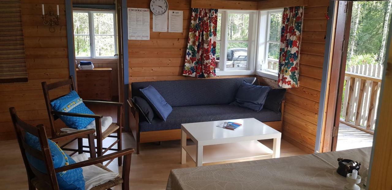 Ovrebo Cozy Cottage In The Woods, Near Dyreparken In Kristiansand, Lake Lolandsvannet المظهر الخارجي الصورة